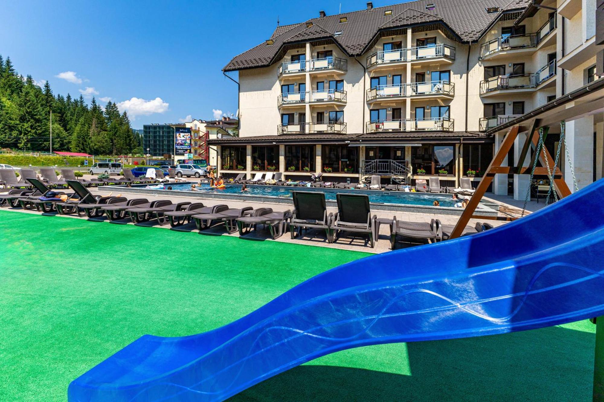 Continental Spa Resort Bukovel Dış mekan fotoğraf